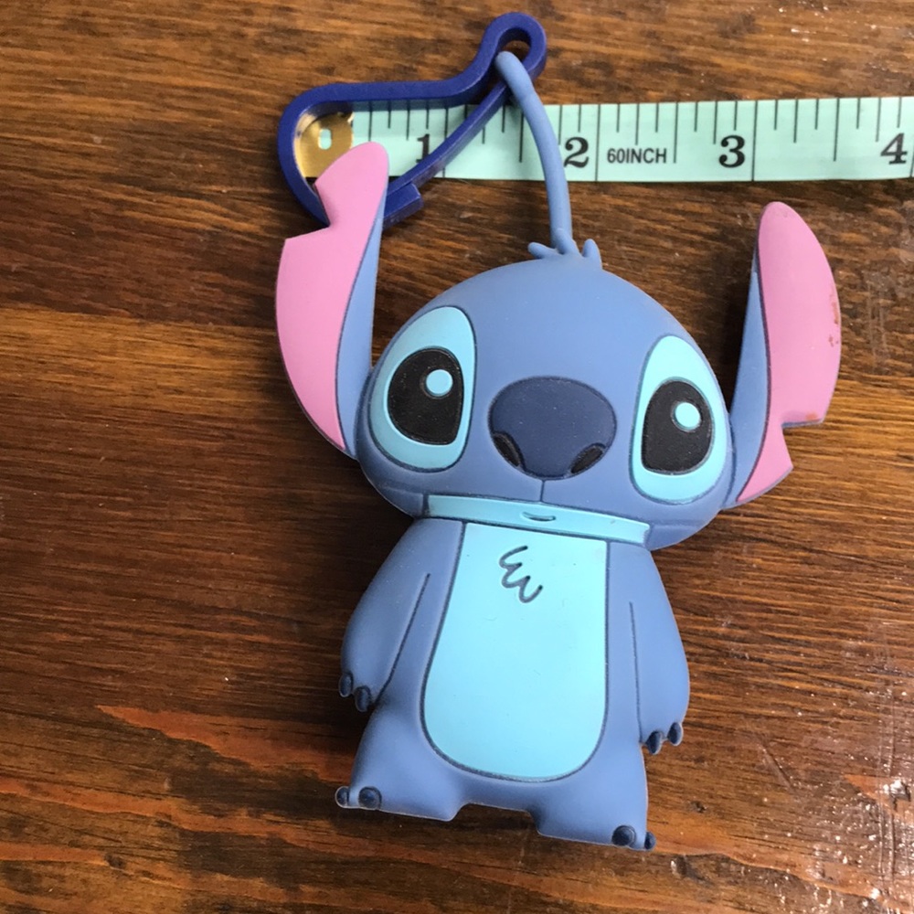NWOT Disney Soft Vinyl Stitch Keyring - Picture 6 of 6